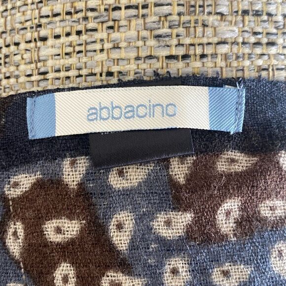 Abbacino  wool wrap - Picture 2 of 3